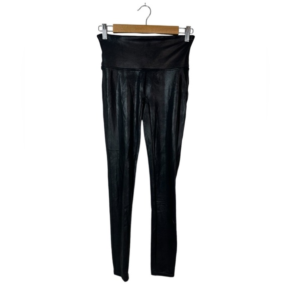 Spanx | EUC | Faux Leather Leggings | High Waisted | Black | Womens Size Medium - Picture 2 of 6
